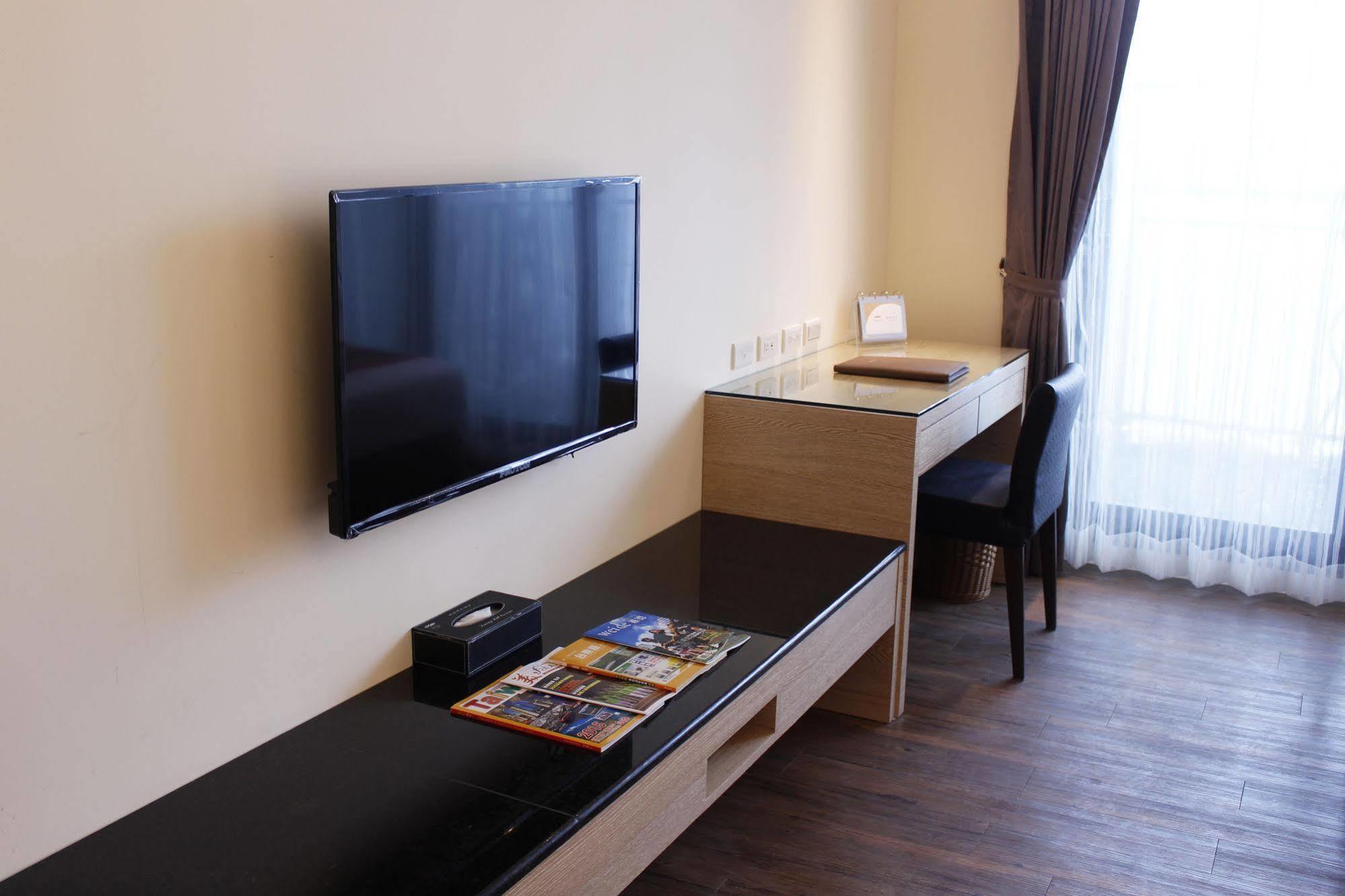 Naruwan Galaxy Hotel T'ai-tung Eksteriør billede