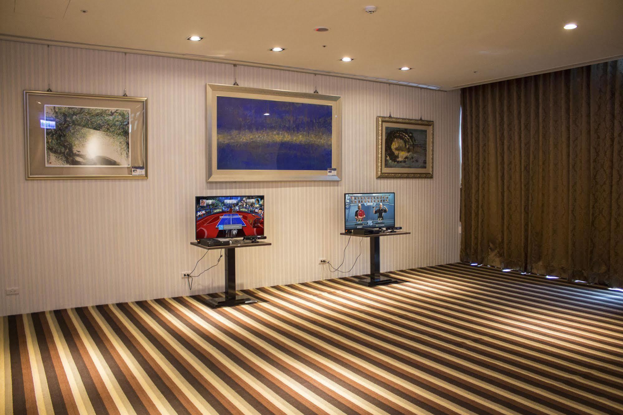Naruwan Galaxy Hotel T'ai-tung Eksteriør billede